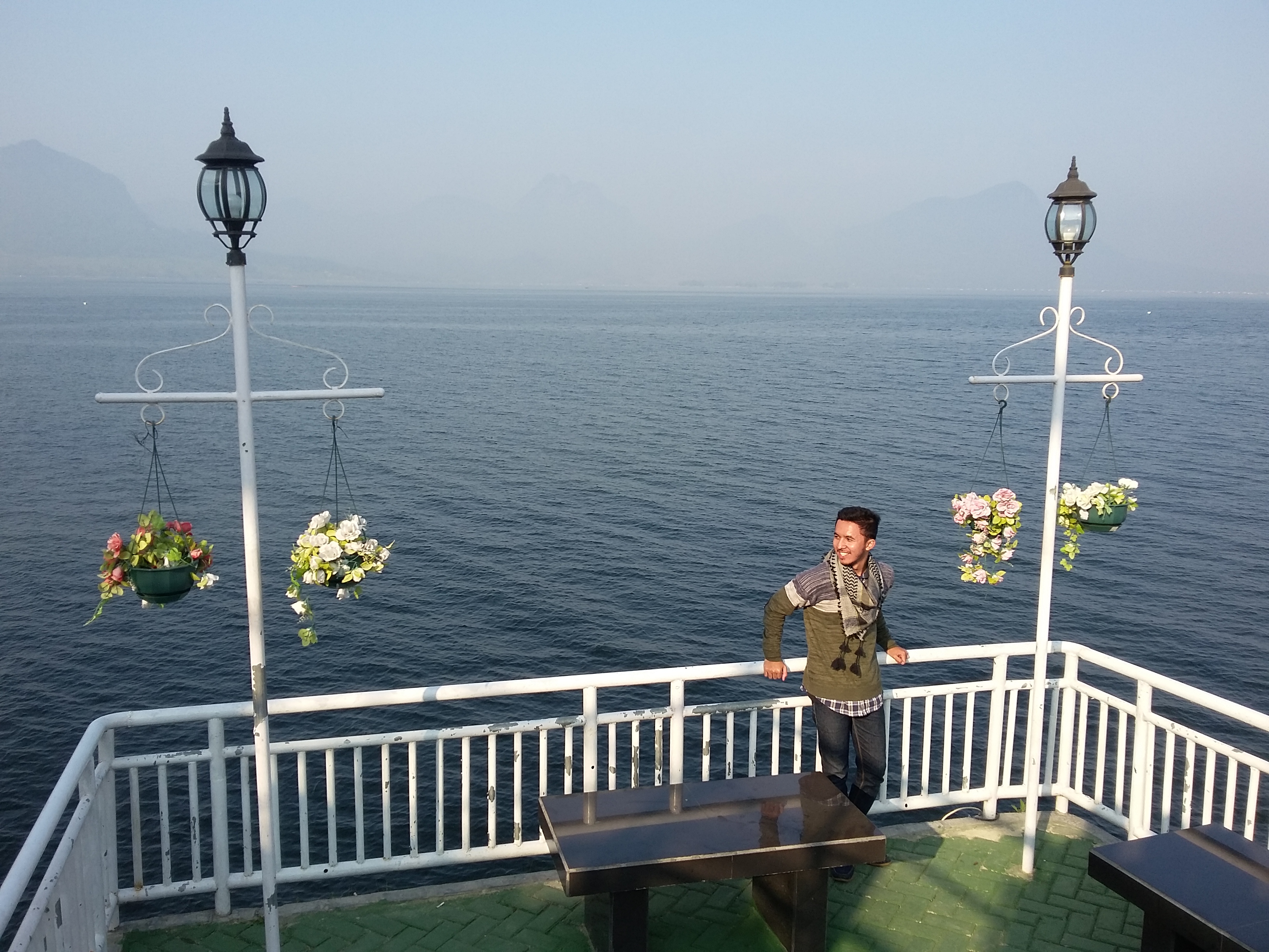 Istora Resort Jatiluhur (Resort & Café Romantis di Pinggir Danau) – Ridwanderful